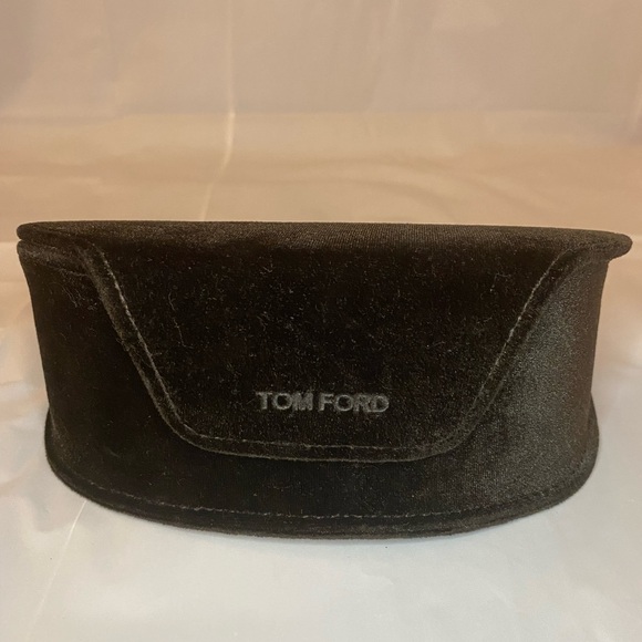 TOM FORD LARGE BLACK VELVET SUNGLASSES CASE - Picture 2 of 5
